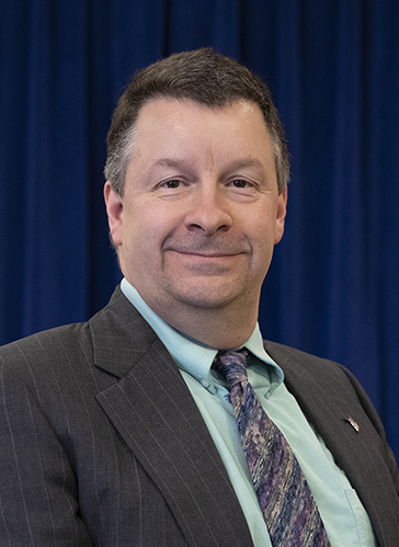 headshot of Dr. Doug Smith